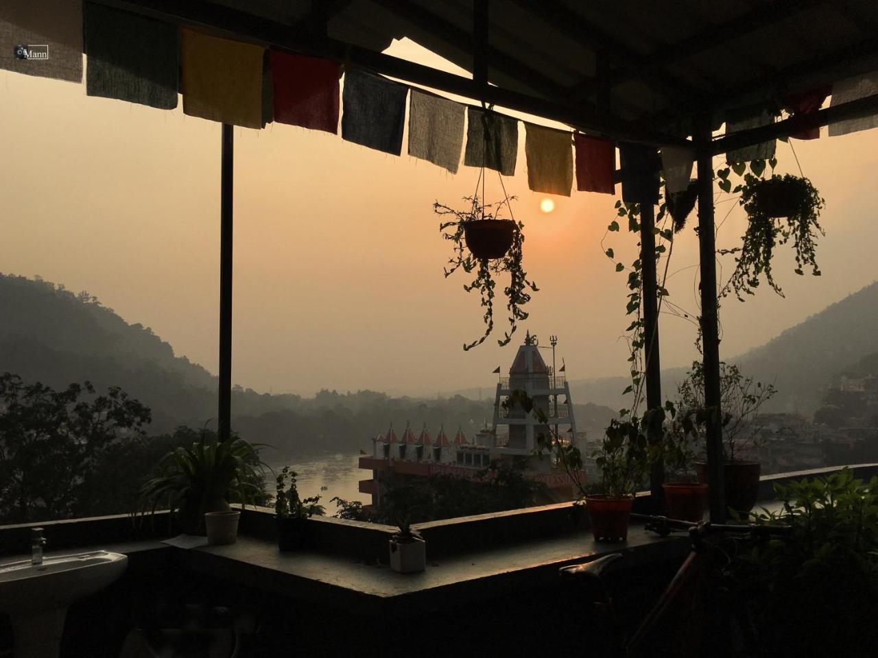 Bunkstay Coworking Hostel & Glamping Rishikesh Luaran gambar